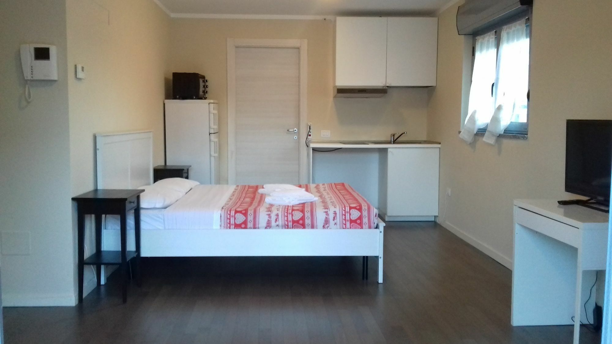 Red Line Apartments Milano Exterior foto