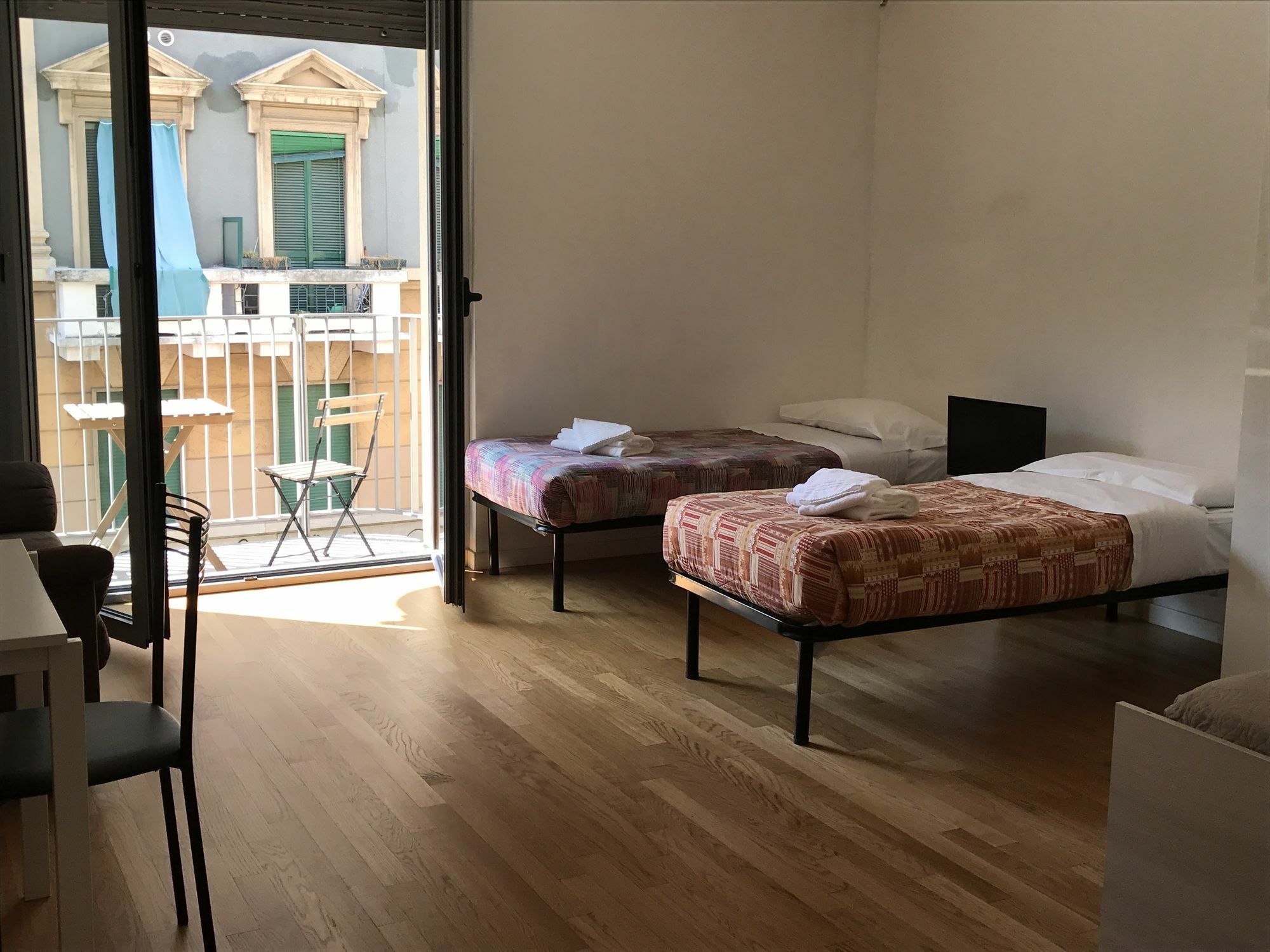 Red Line Apartments Milano Exterior foto