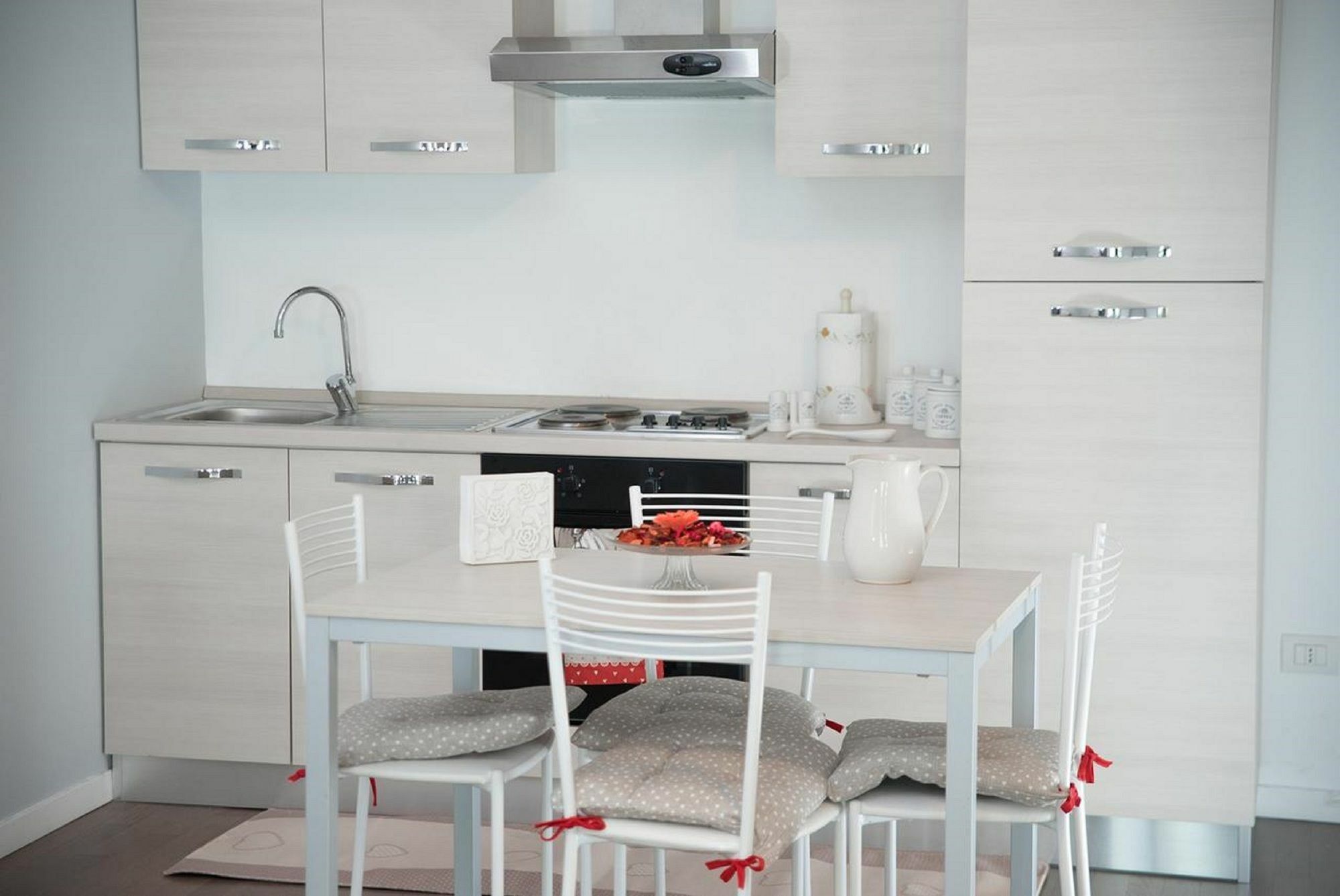 Red Line Apartments Milano Exterior foto