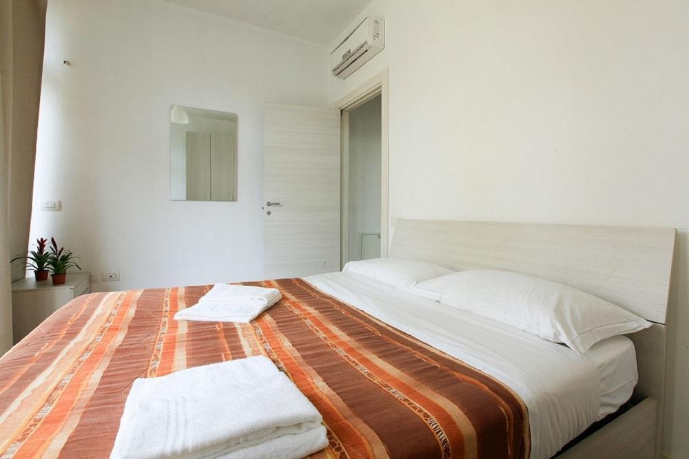 Red Line Apartments Milano Exterior foto